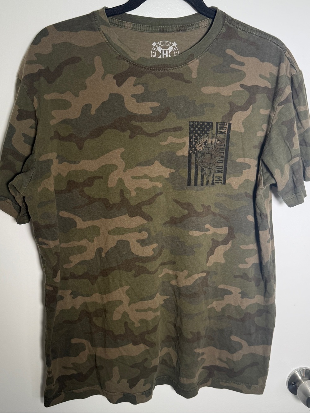 Howitzer Patriot MFG Men's Camo Short-Sleeve T-Shirt - Green Camo Large